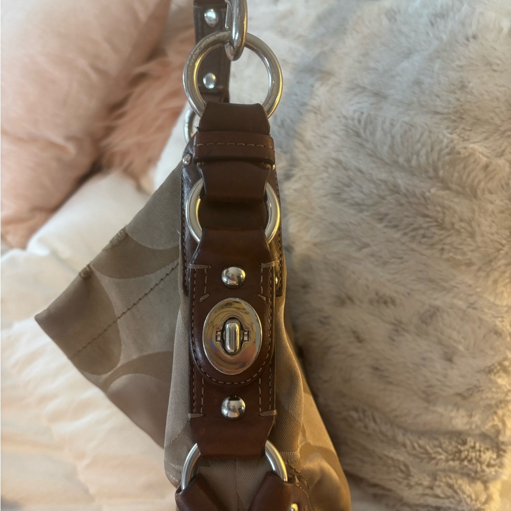Coach Tan and Brown Signature Shoulder Bag - Picture 4 of 6